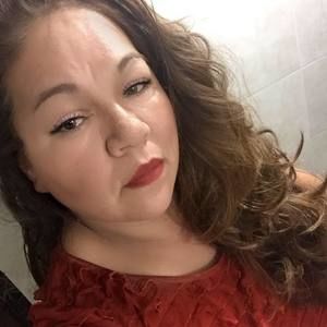 Meet your Posher, Elvira